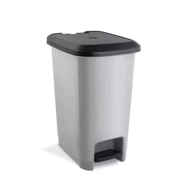 UCSAN PLASTIC Slim Pedal Dustbin 25 Lt (38,5 X 27,5 X 47,5 Cm)